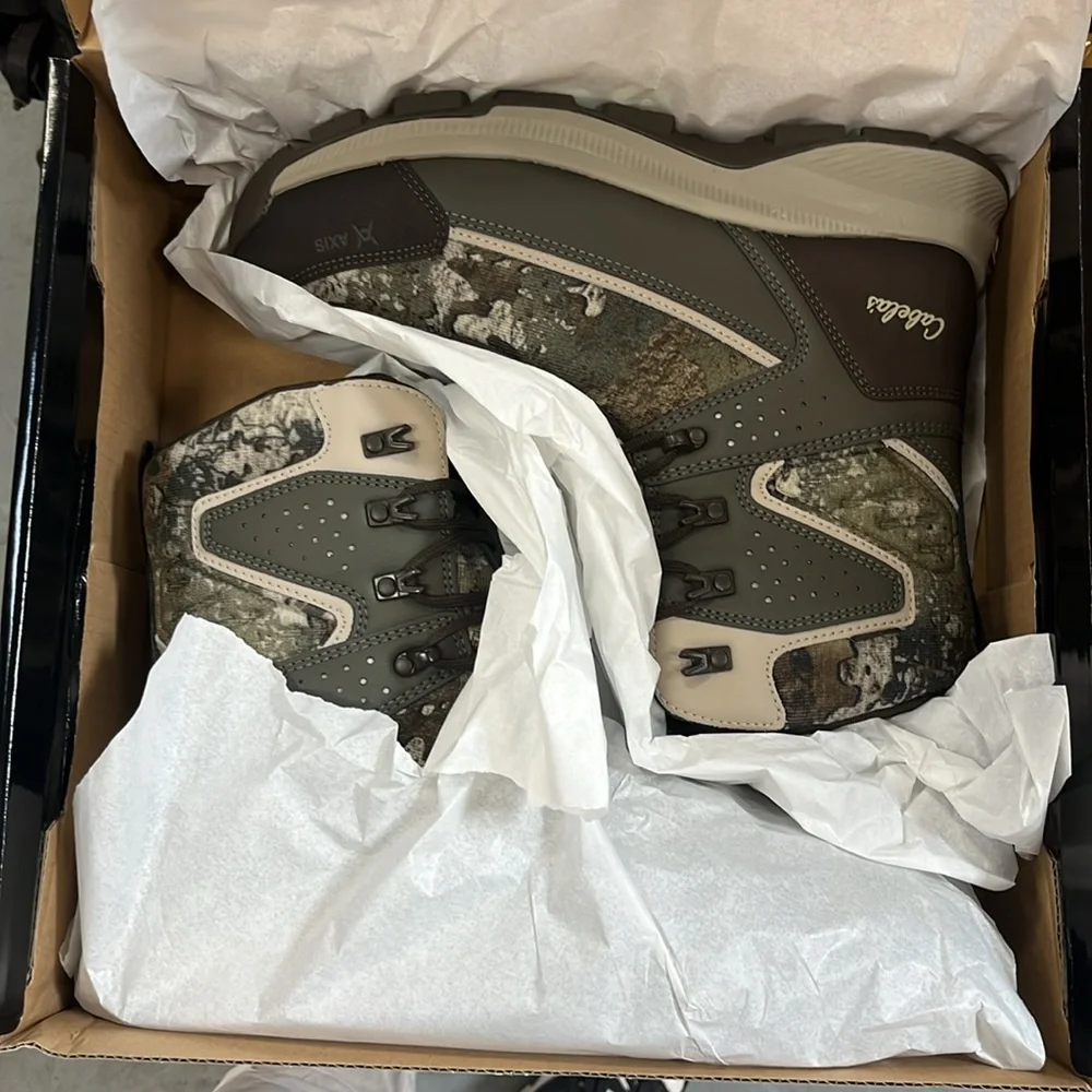 Cabela's Olive and Brown Camouflage Men's Hunting Boots